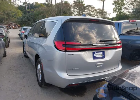 2023 Chrysler Pacifica Touring from USA, damaged, VIN 2C4RC1FG4PR598182